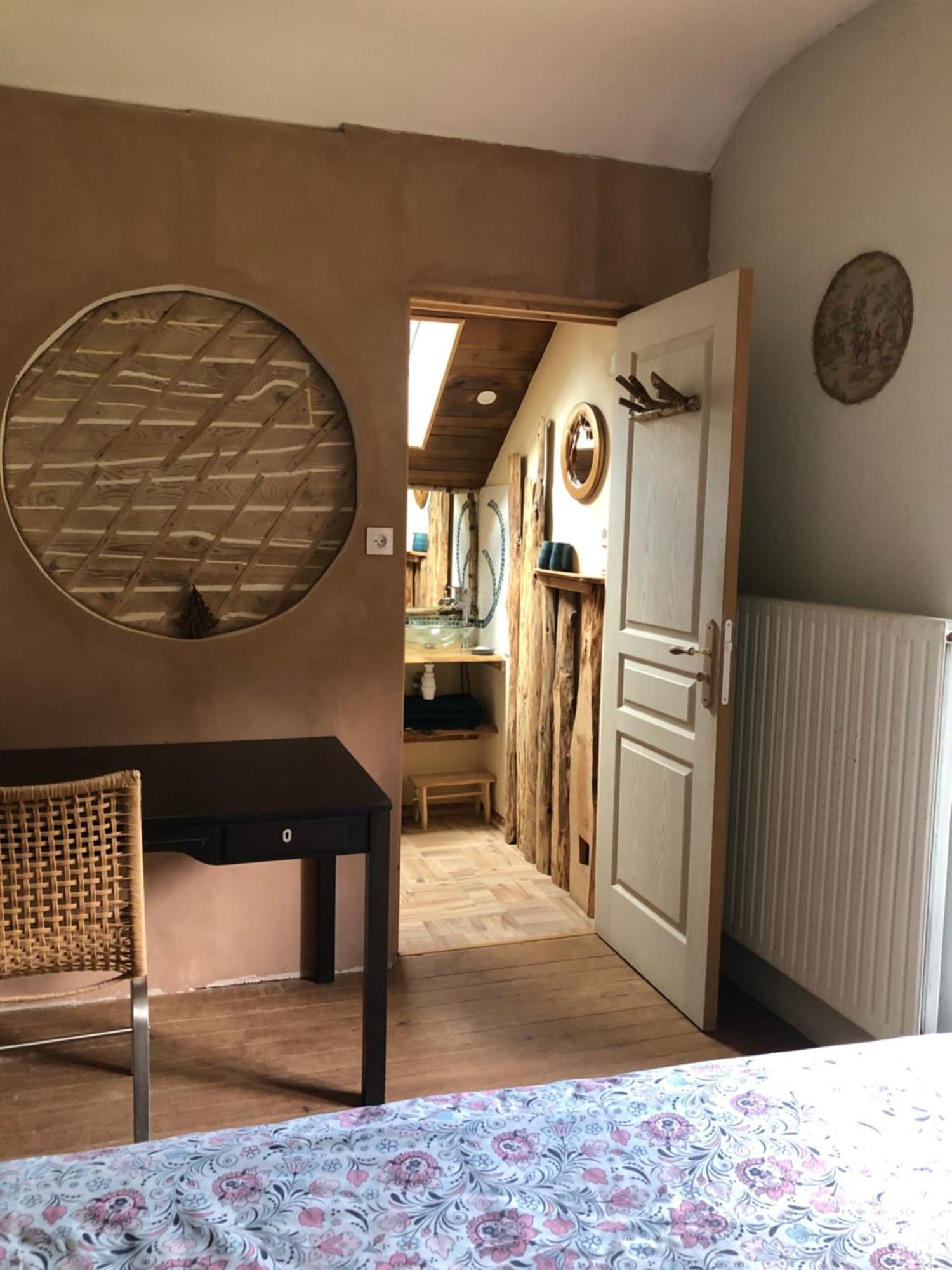 A l'orée de soi - Maison forestière de la Soie - Eco gîte, chambres d'hôtes, camping au pied des Vosges Saint-Sauveur  Extérieur photo
